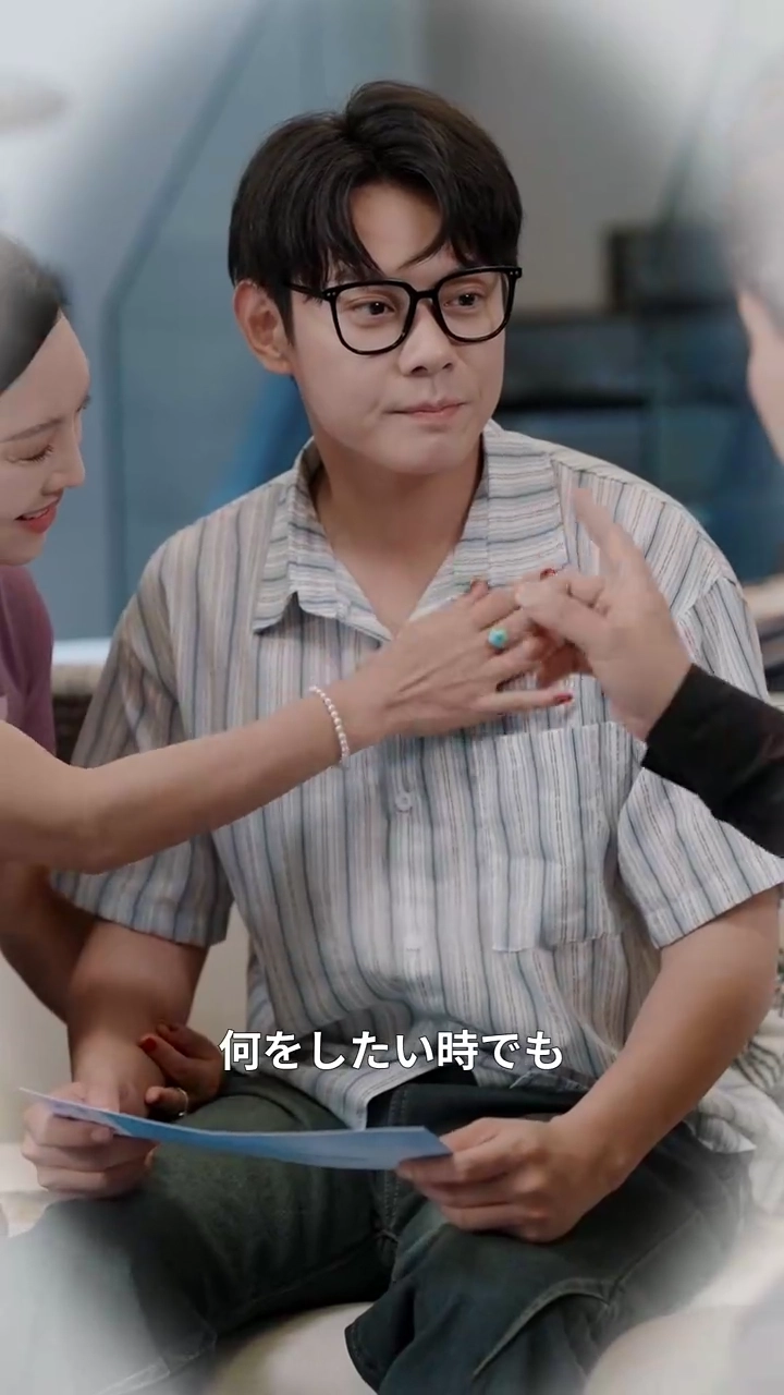 折れた手、断ち切った絆写真