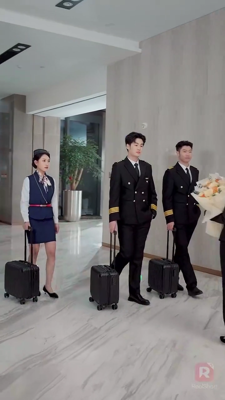 慕機長、奥様が高跳びしました写真