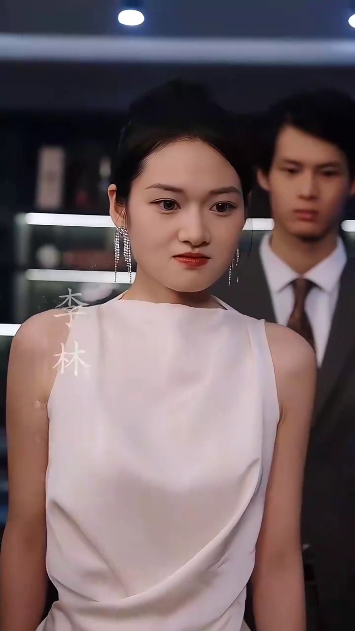 覚醒の朝、彼女だけは名門校を目指す写真