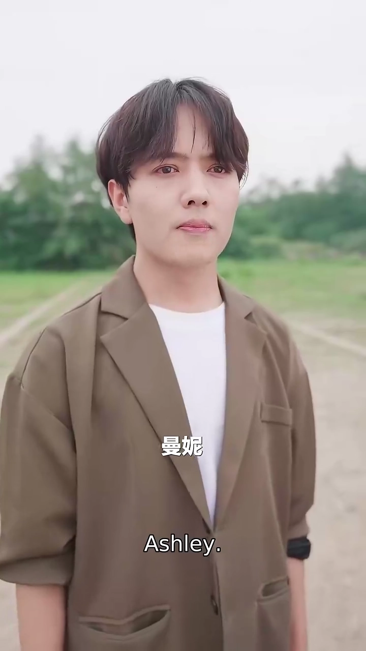 My Ex-husband Is a Divine DoctorPhoto