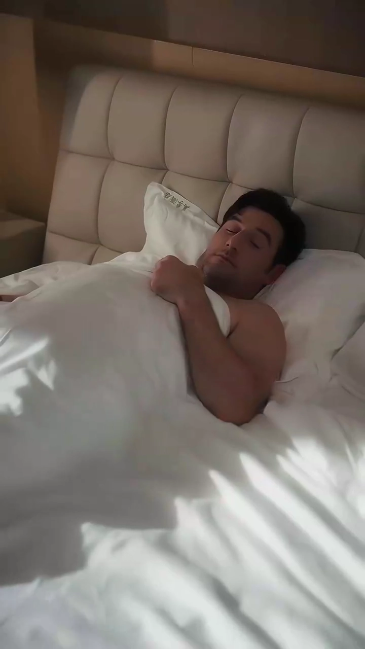 Après une nuit, mon patron me visePhoto