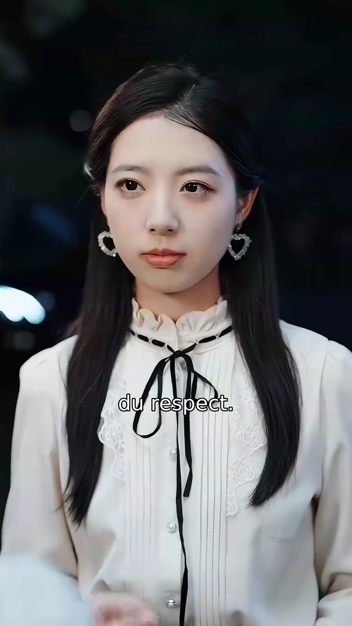 L'Héritier Réservé et sa Fiancée RéticentePhoto