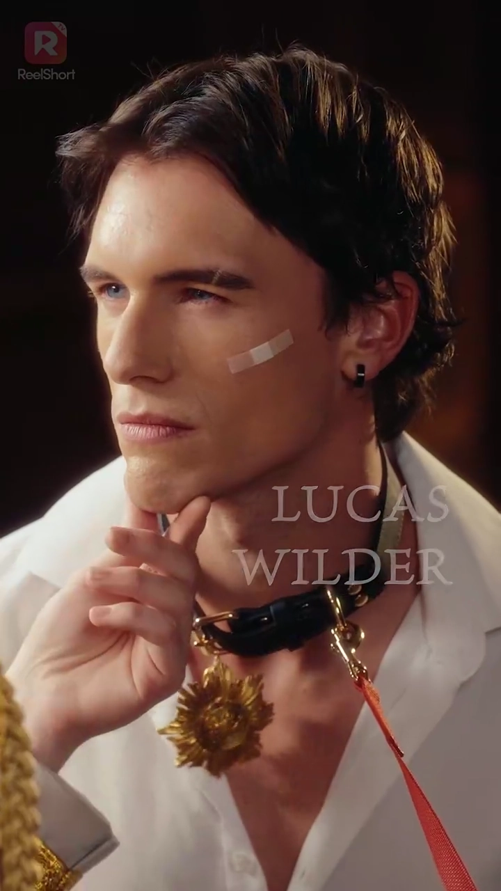 宿敵の王子様とキスした！写真