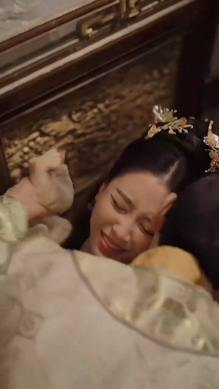 From Security Guard To Crown PrincePhoto