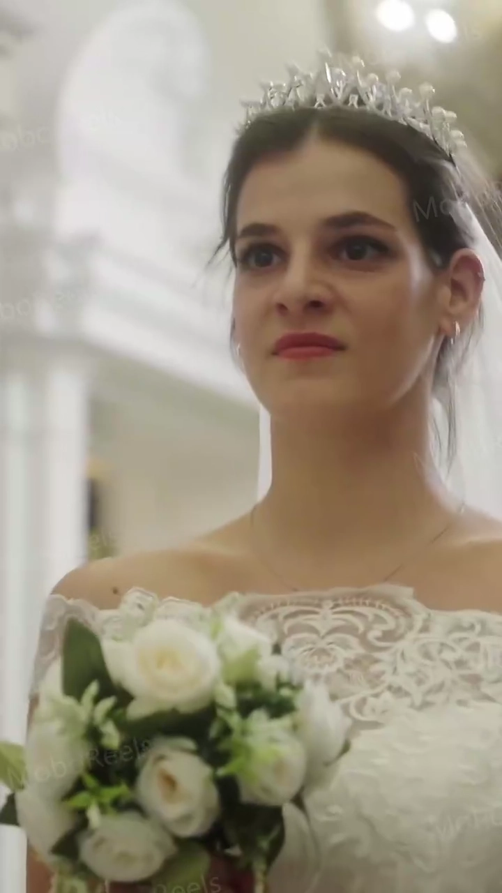 Love For Hire: Married To A Hidden BillionairePhoto