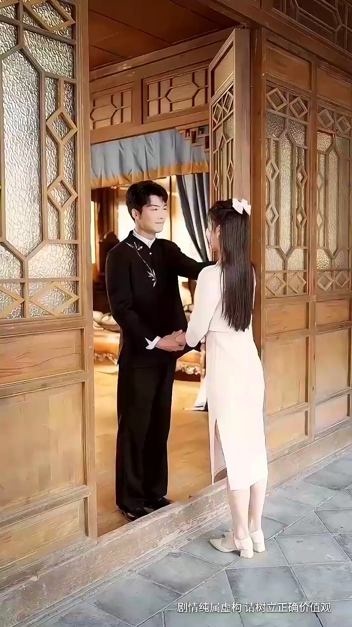 Love In The CrossfirePhoto