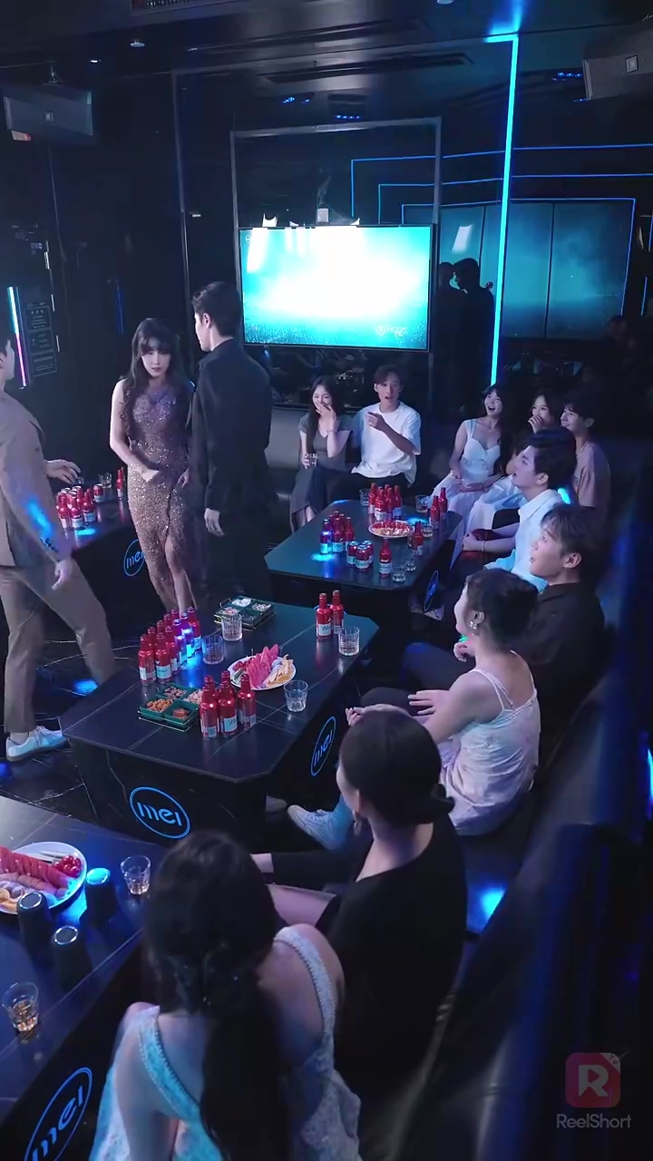 O Segredo Indecente do Sr. LewisFoto