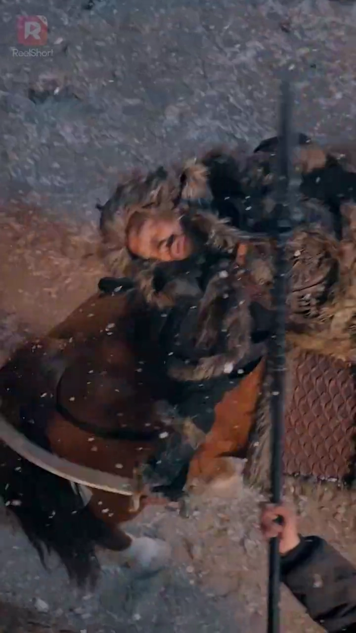 [dublado] Esporas e Paixões: A Guerreira que Encantou a CidadeFoto