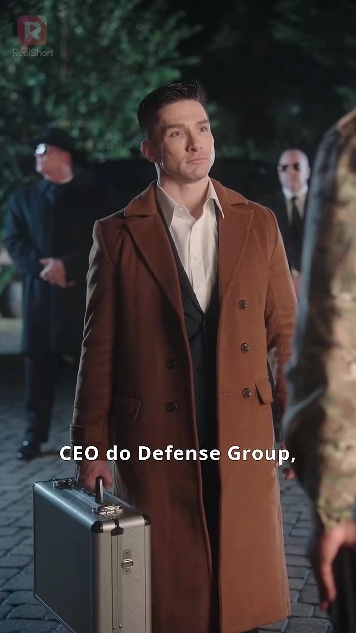 [dublado] Dinheiro, Armas e um Feliz NatalFoto