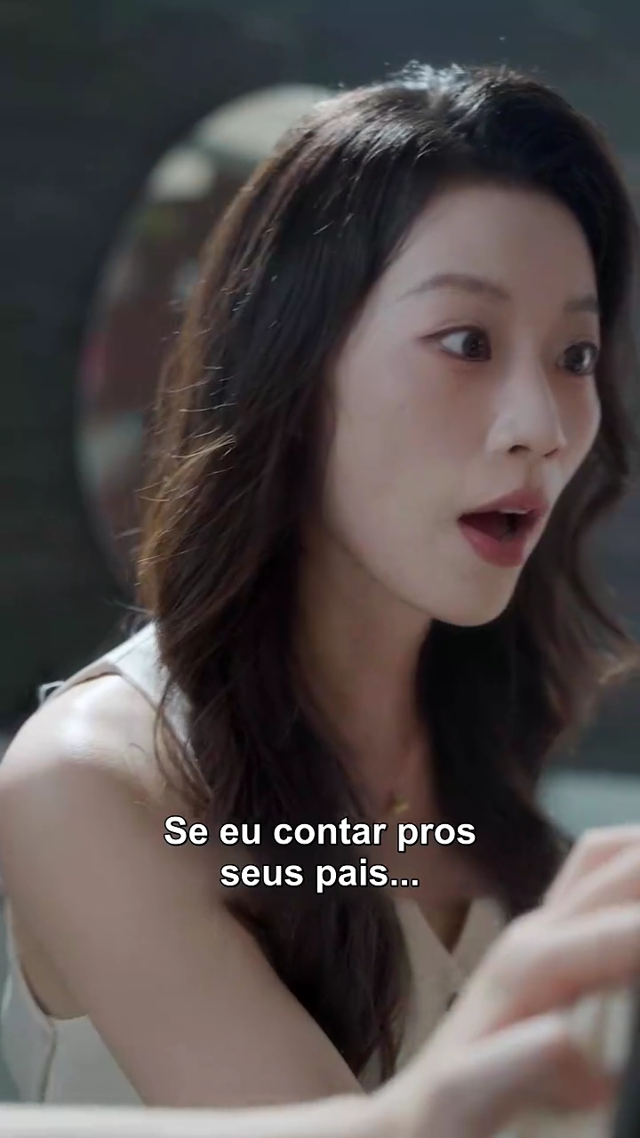 Esposa grávida mimada por bilionárioFoto