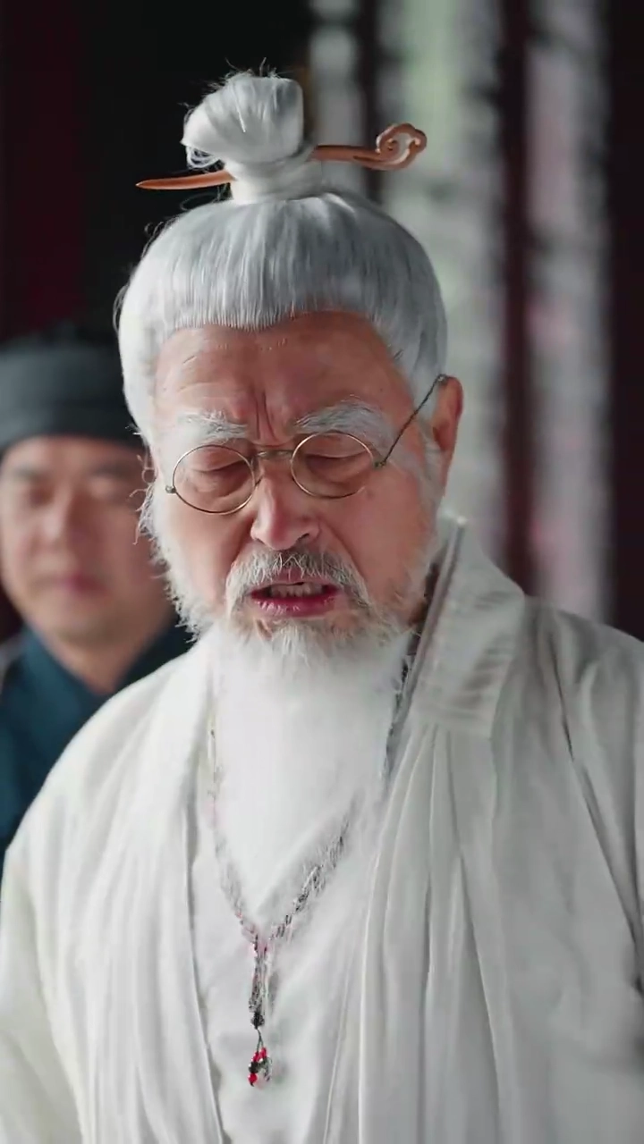 [Versão dublada] Amor perdido, trono abandonadoFoto