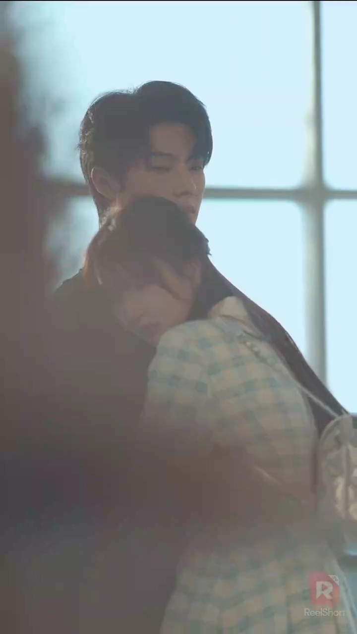 ถูกชุบชีวิตที่ขอบปากผารูปภาพ