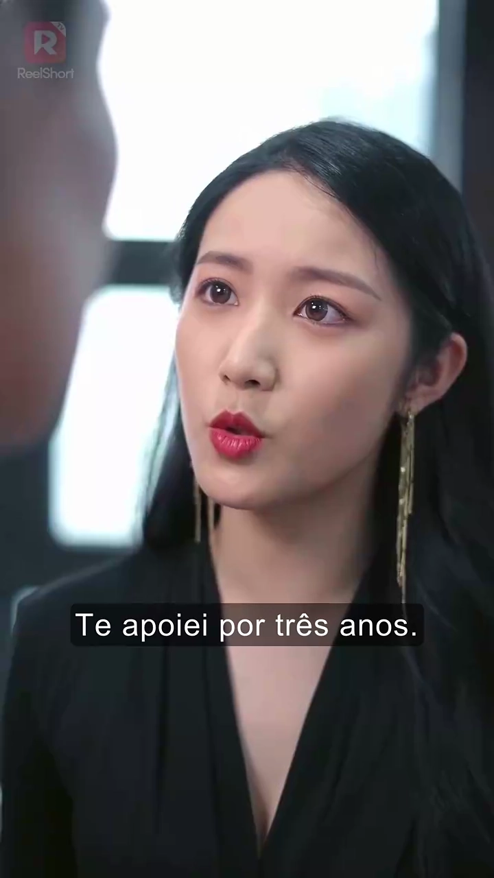 Marido Troféu Torna-se MagnataFoto