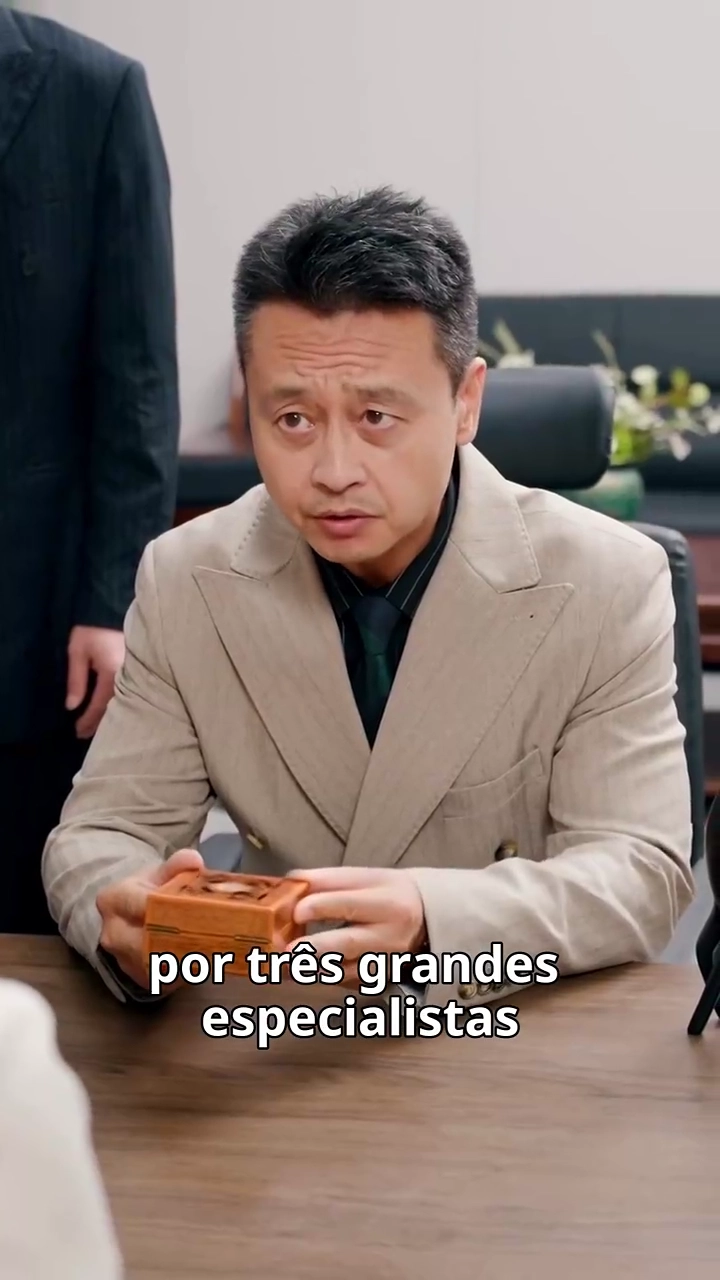 [Versão Dublada] É a Vez dela RugirFoto