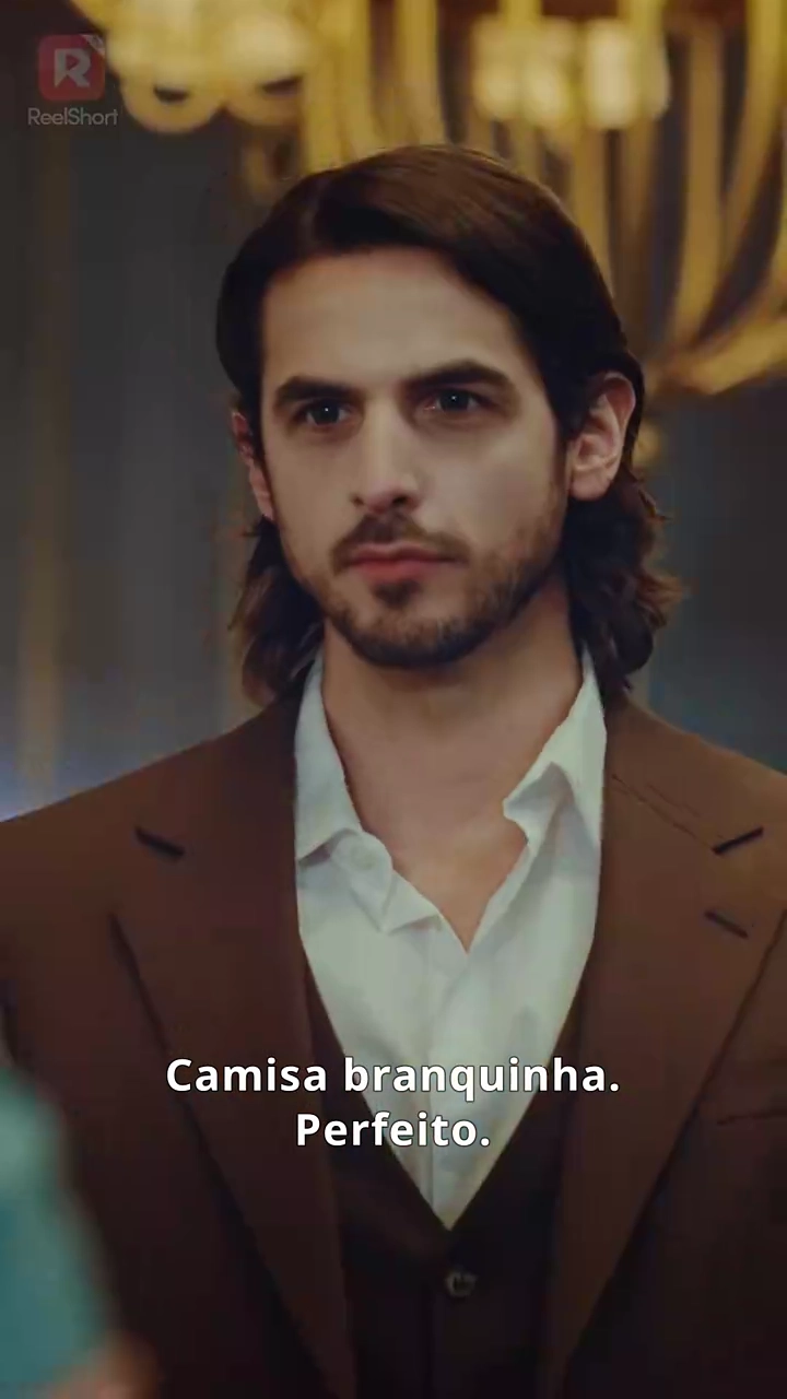 Desejada por Dois: o Vampiro e o CaçadorFoto