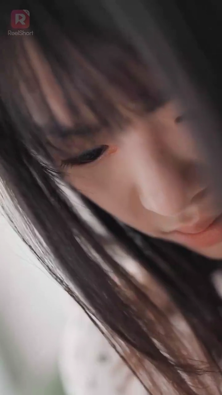 CEO, Sua Esposa FugiuFoto