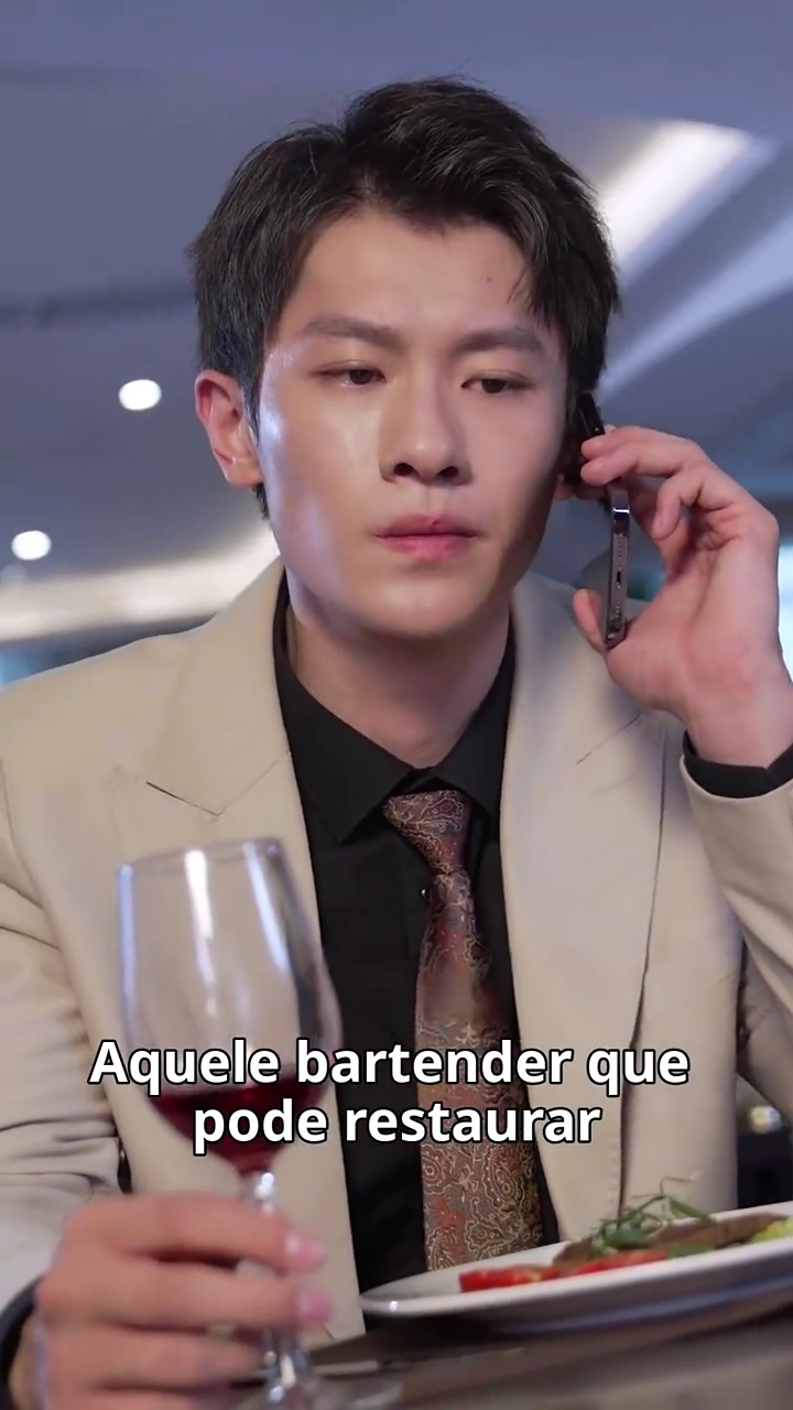 [Versão Dublada] Meu Chefe de Duas CarasFoto