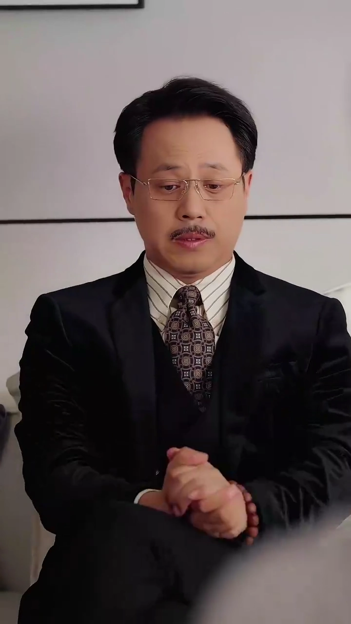 Любовь не возвращается, как река с берегомфото