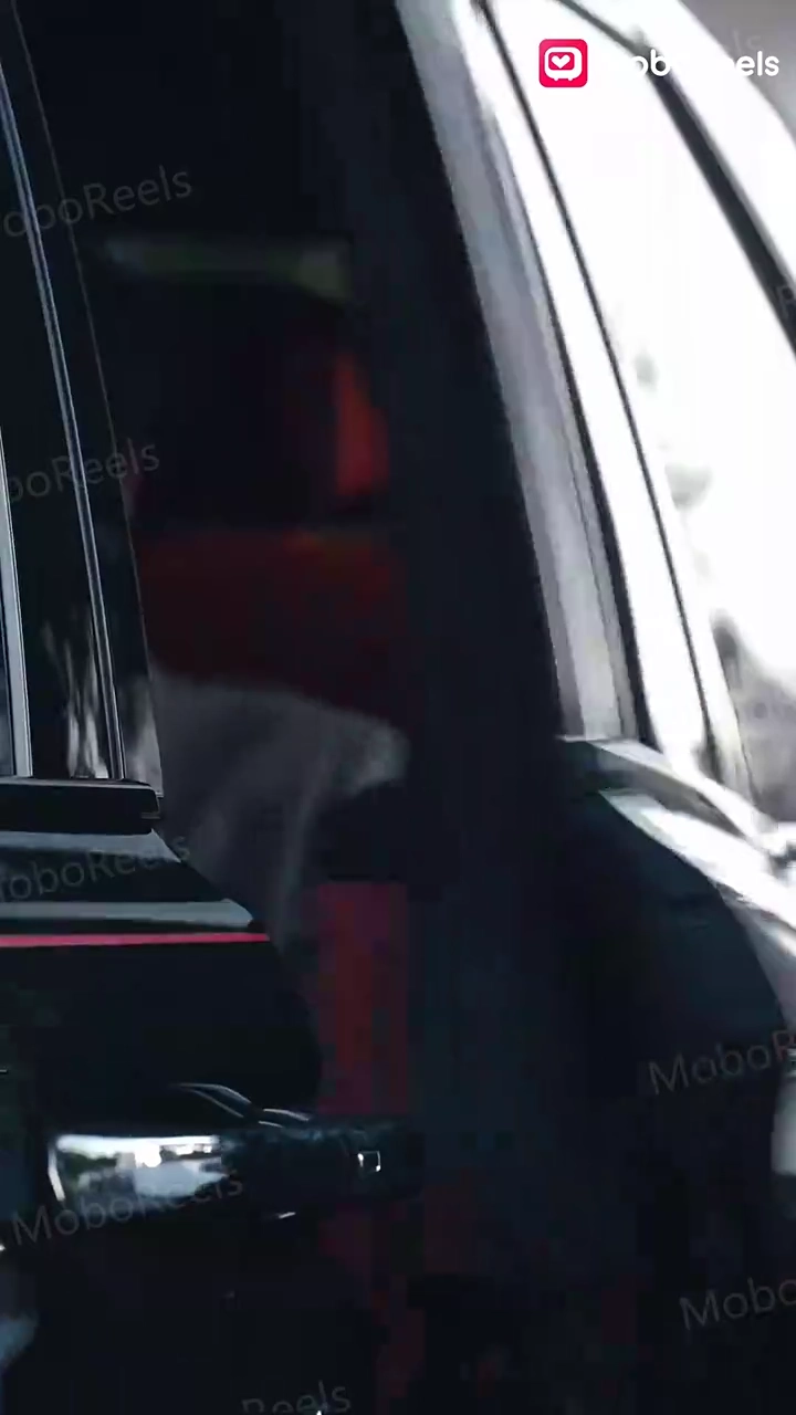 เมียซีอีโอเป็นบอสลับรูปภาพ