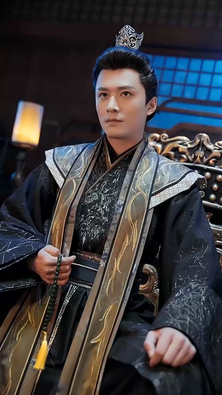 องค์ชายลิขิตรักรูปภาพ