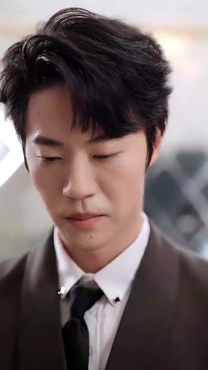 海から復活!デブフィアンセの逆襲写真