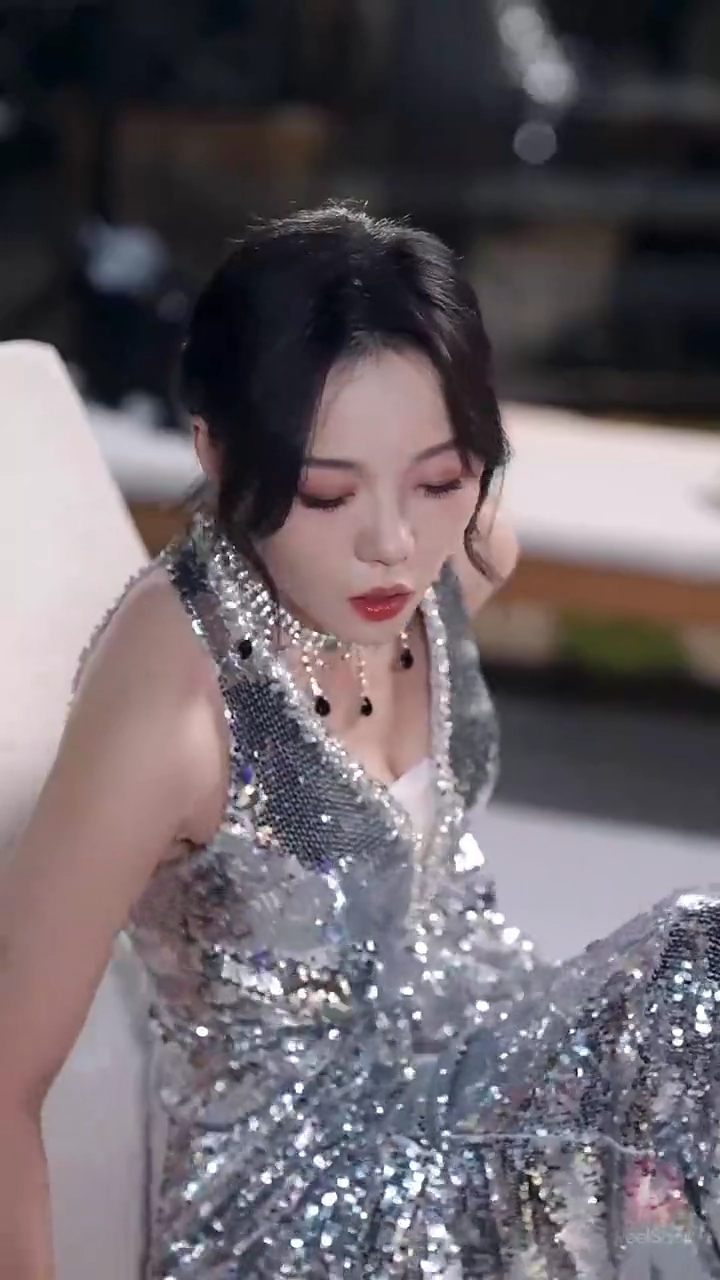 (พากย์) กลับชาติมารักรูปภาพ