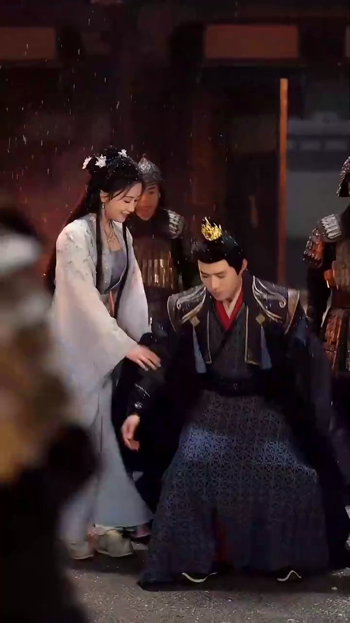 兄弟の手で王座を倒す写真