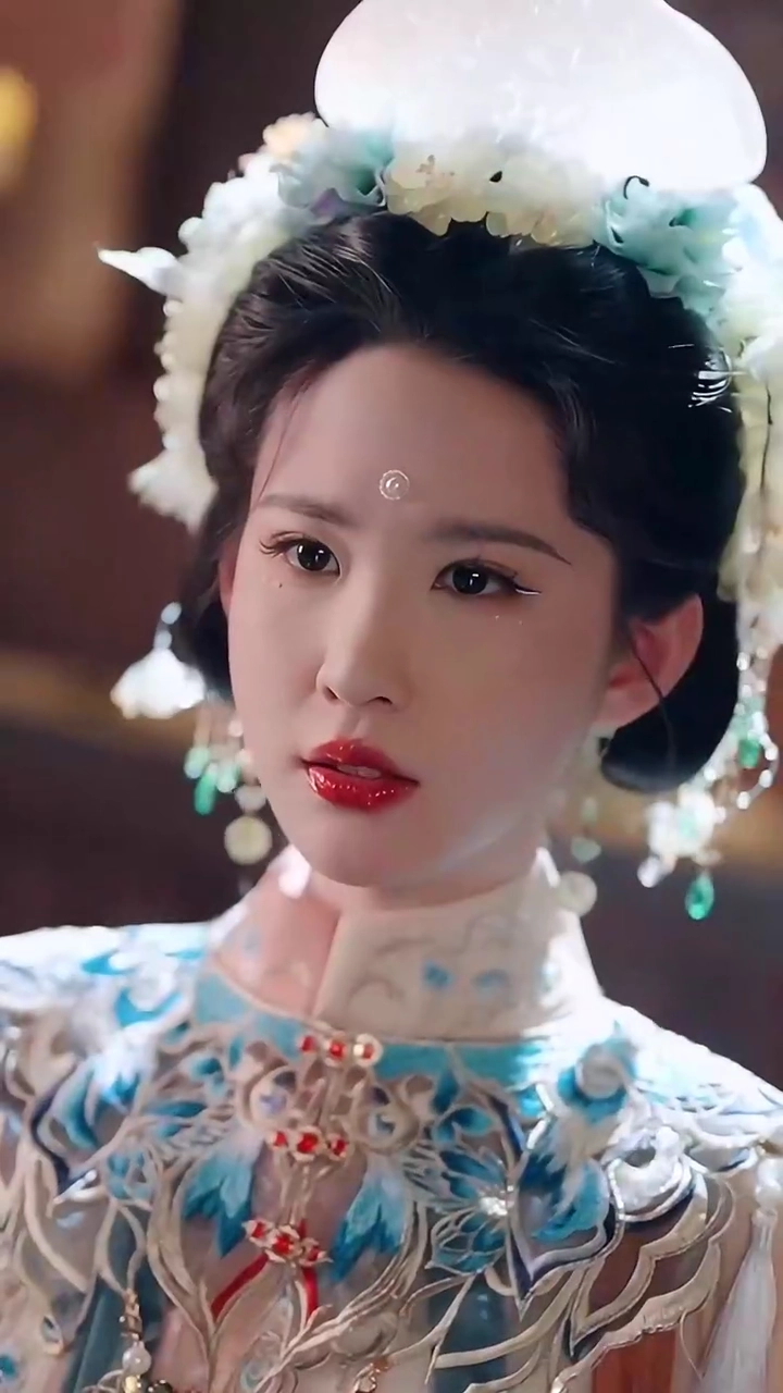 帝の恋と、選ばれし駒の運命写真