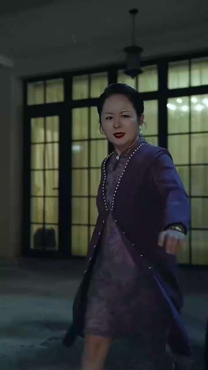 二度目の人生、私は償わせる写真