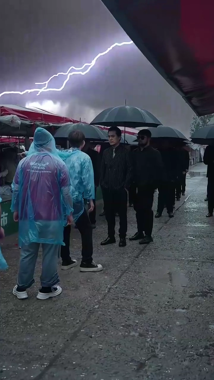 俺の親は、伝説の極道だった写真