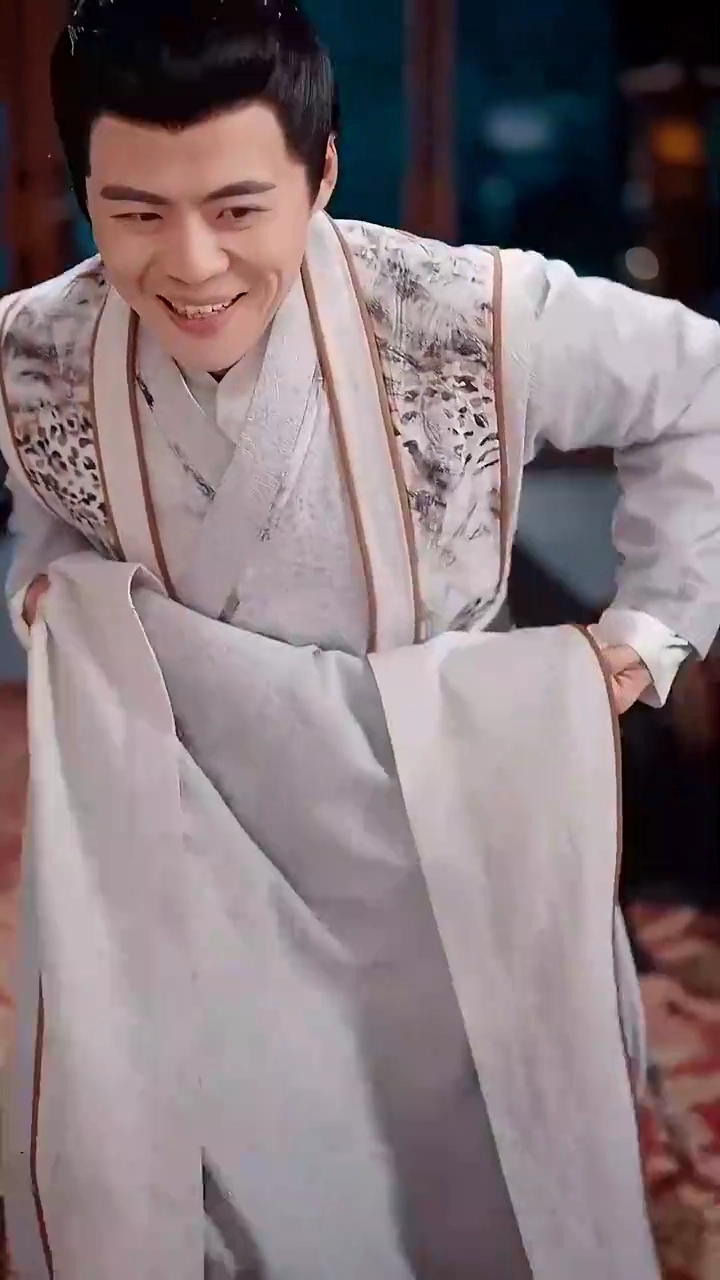 武将の転生：剣を持つ姫君写真