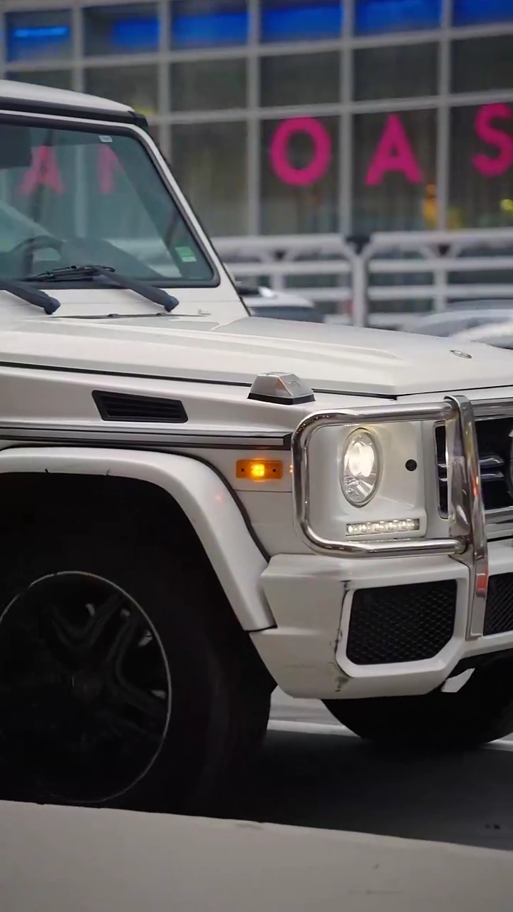 億万長者のエスコート写真