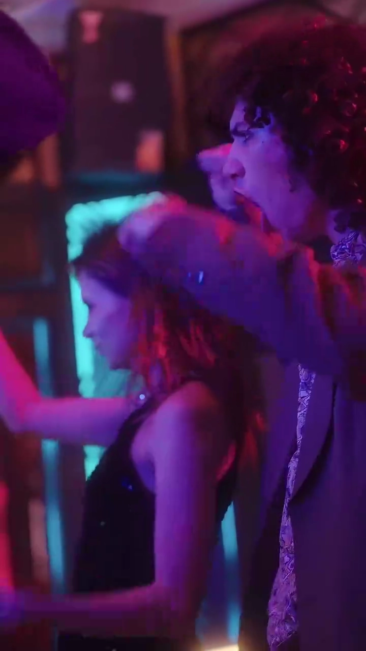 愛しい将校は私の義父写真