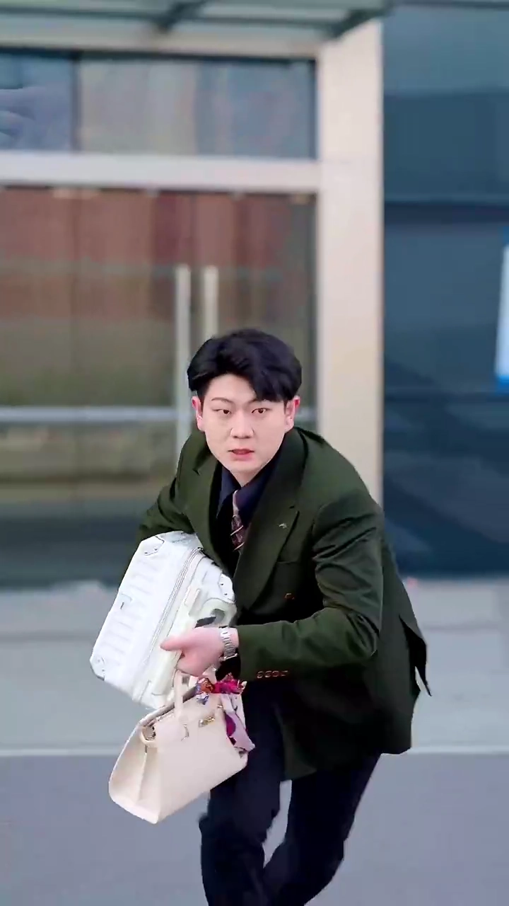 萌え娘、パパの恋を応援する！写真