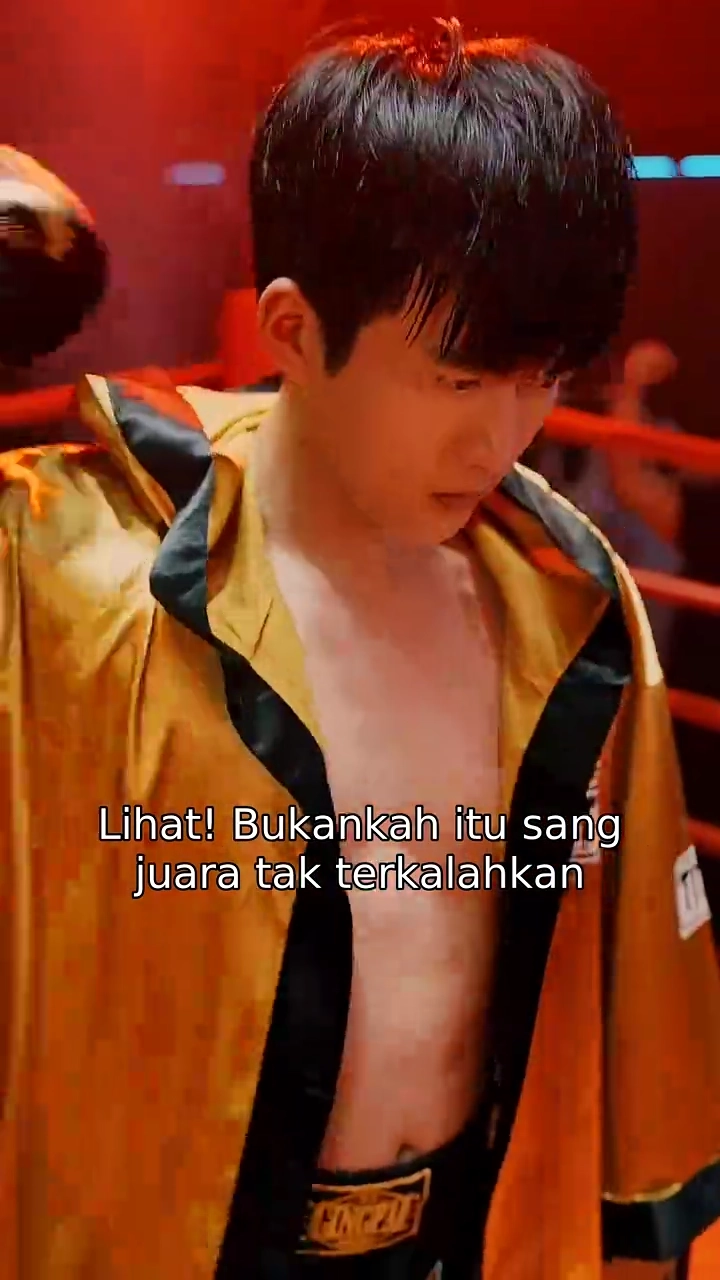 Tinju Sang Penyelamatfoto