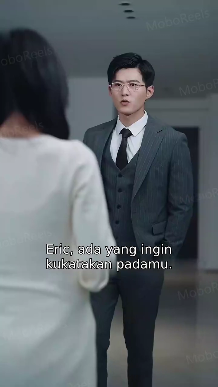 Istri CEO yang Tak Termaafkanfoto