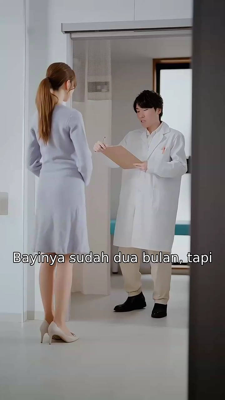 Cinta Gadungan Sang CEOfoto