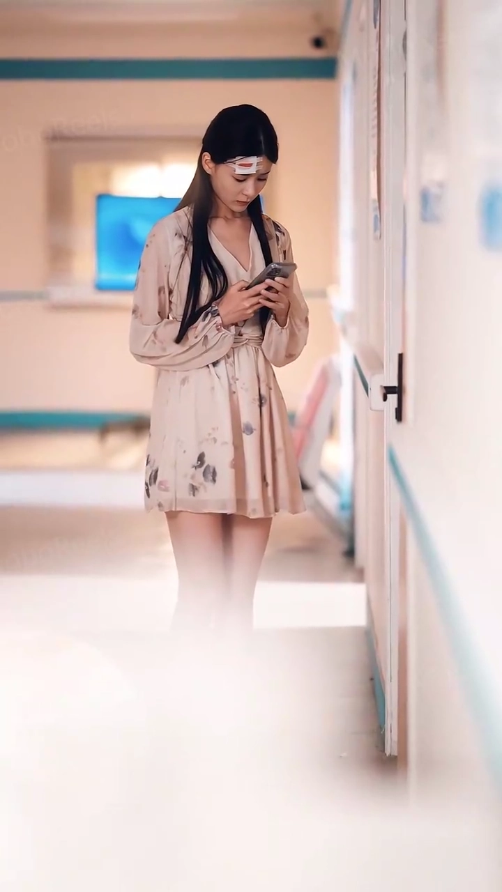 Istri CEO Memblokirnya Lagifoto