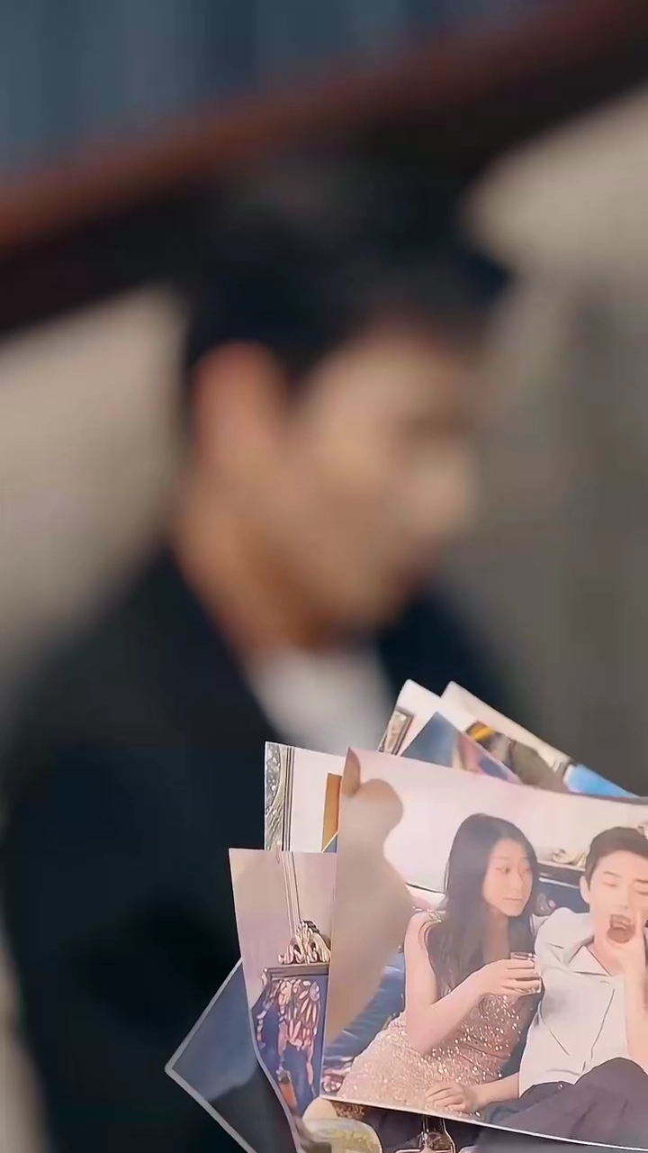 A Sick Man's Secret: The World Loses Value, I Gain WealthPhoto