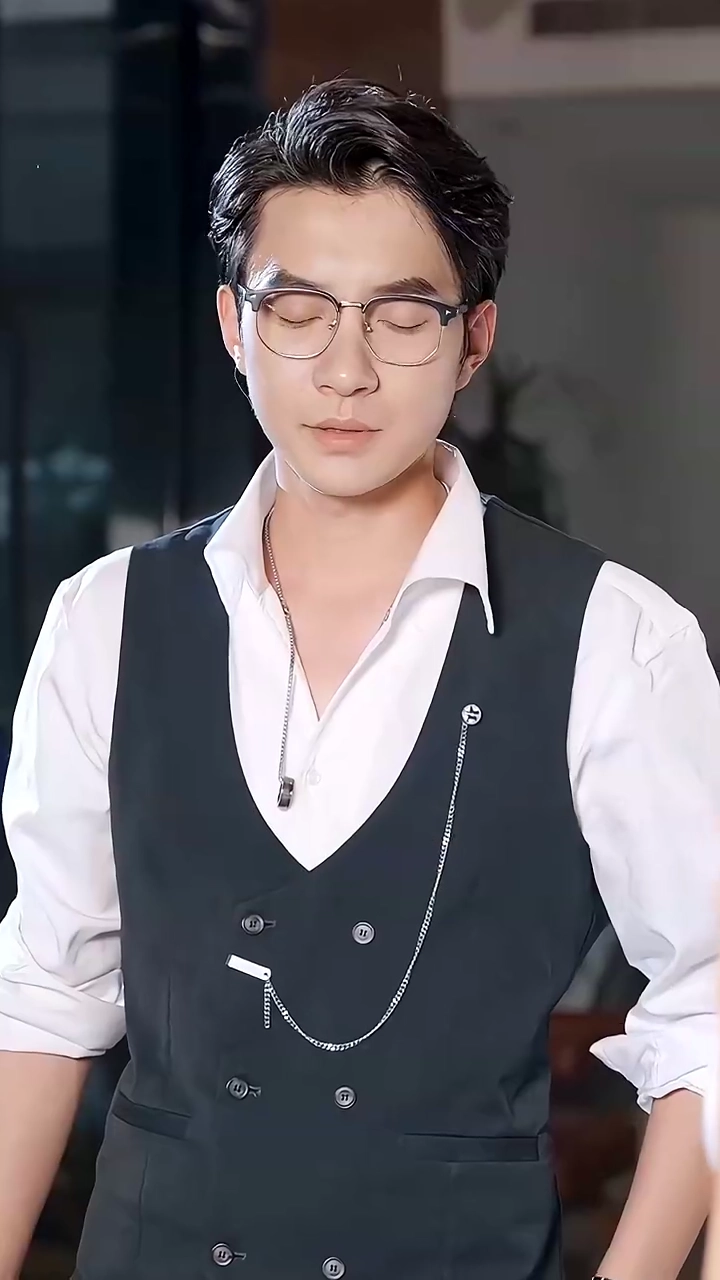 The Liar Who Played ChildPhoto