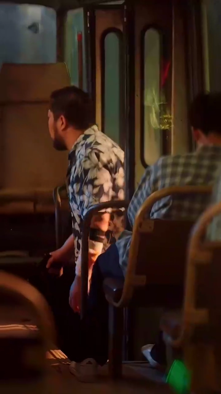 The Village Doctor Who Tamed the Gangster KingPhoto