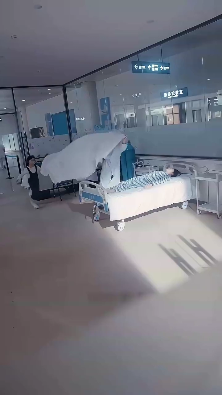 The Dead Mother's ReturnPhoto