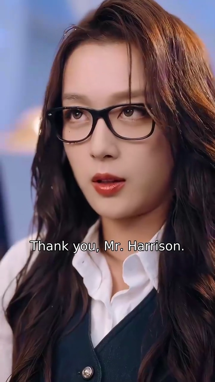 When A Ghost CEO Becomes My Invisible BoyfriendPhoto