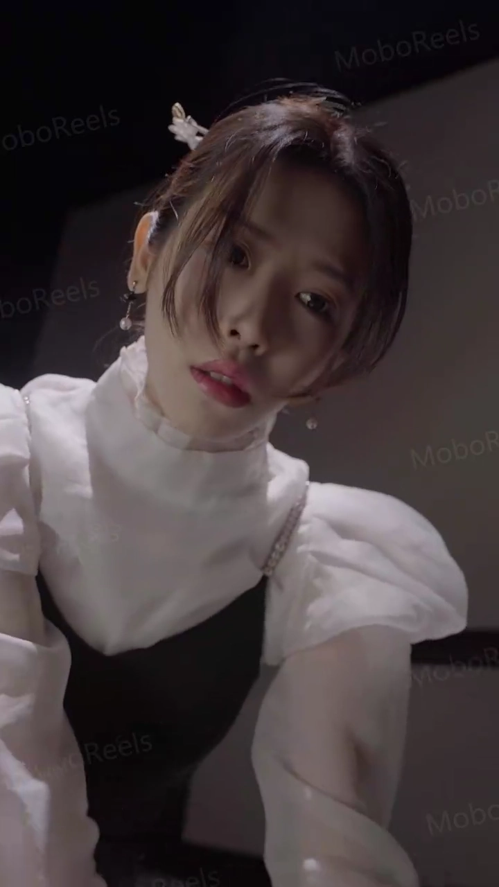 My Thousand-year-old Darling WifePhoto