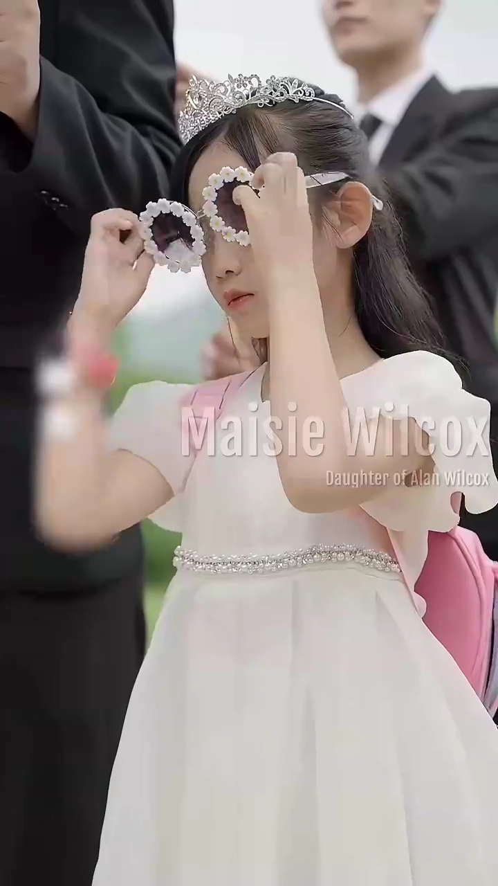 Her Mysterious New HusbandPhoto