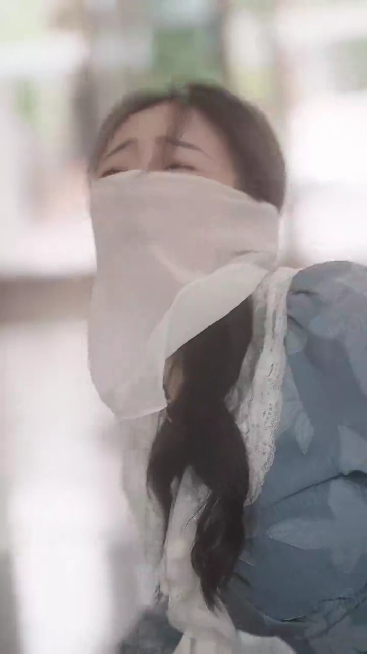 The CEO's Trapped WifePhoto