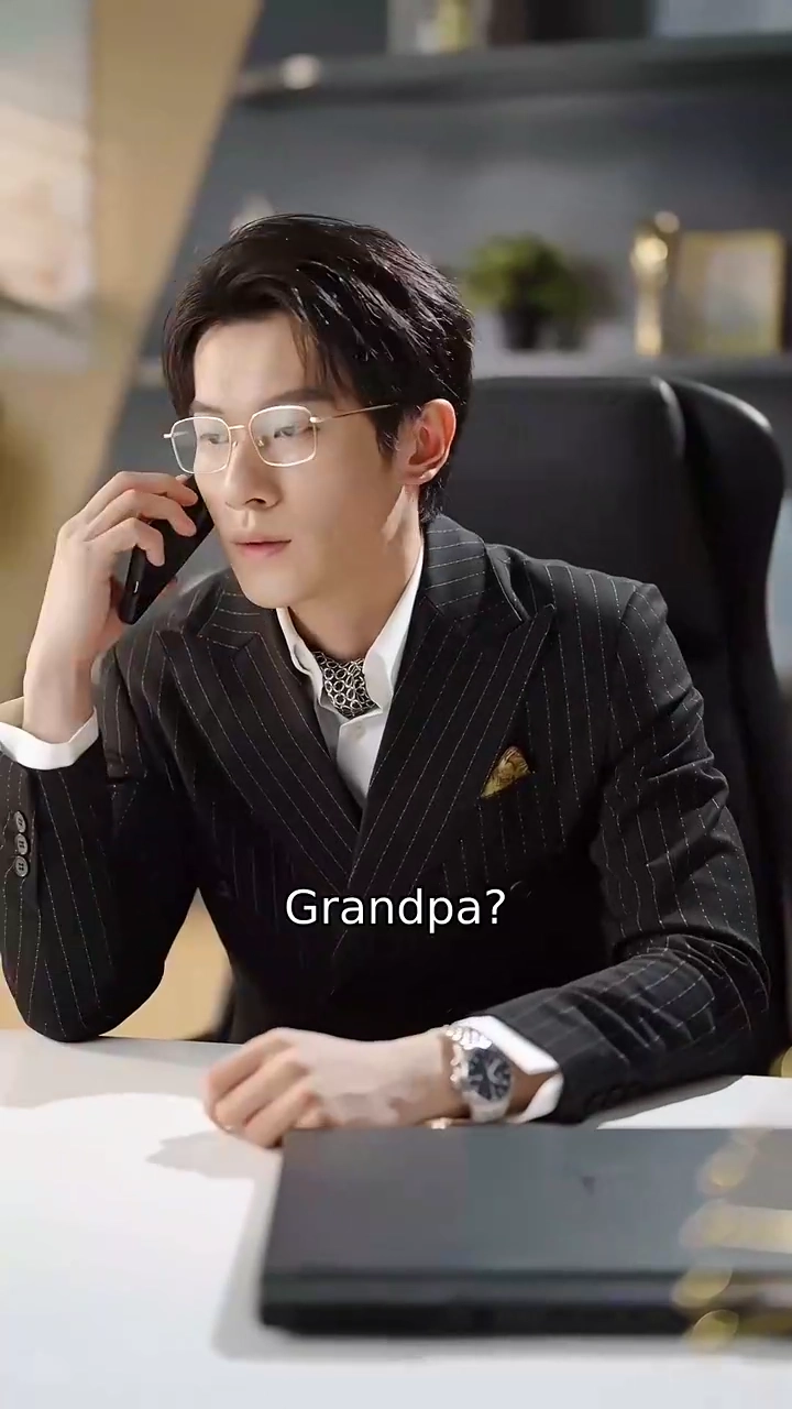 My Contract Husband, My Secret BossPhoto