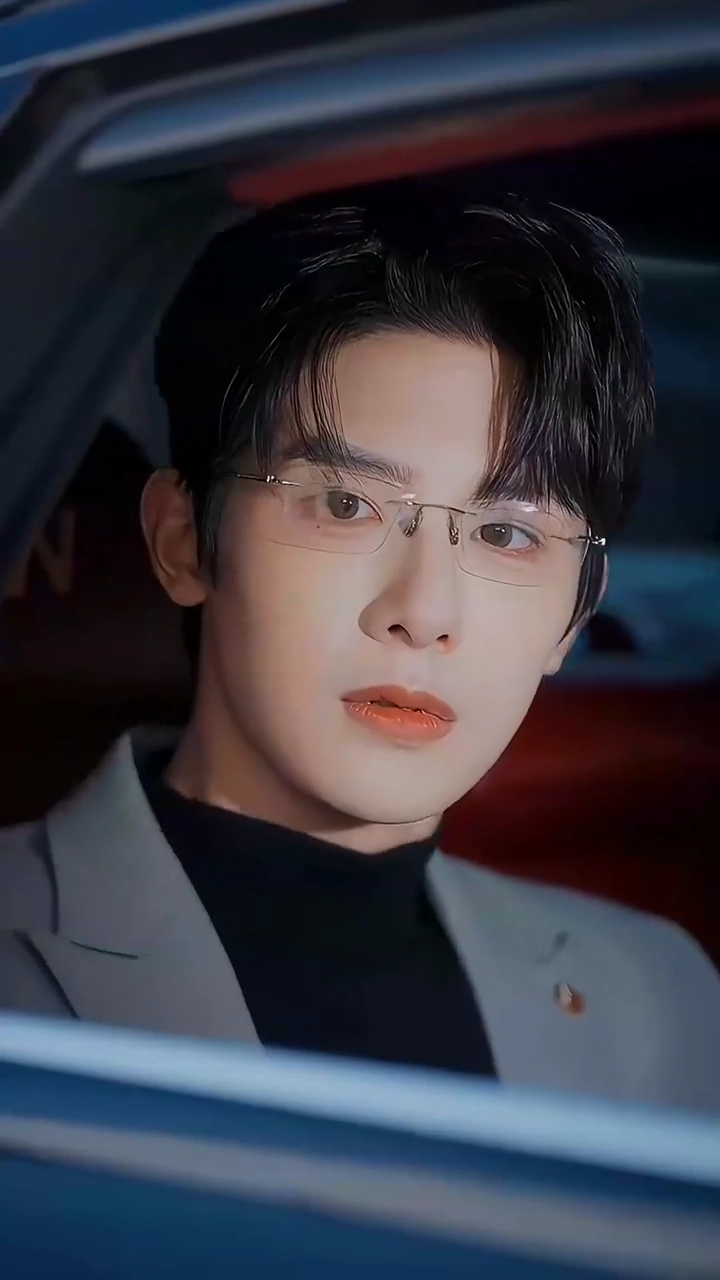 Falling Again For My ExPhoto