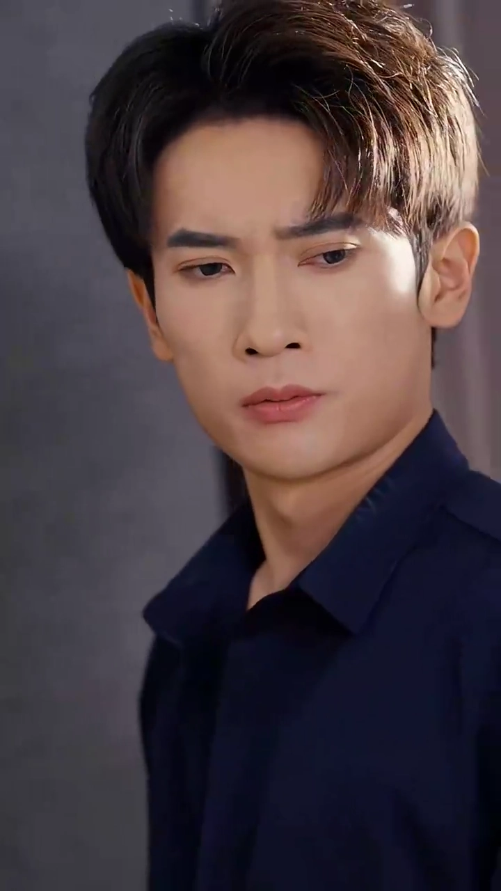 Falling For My SpousePhoto