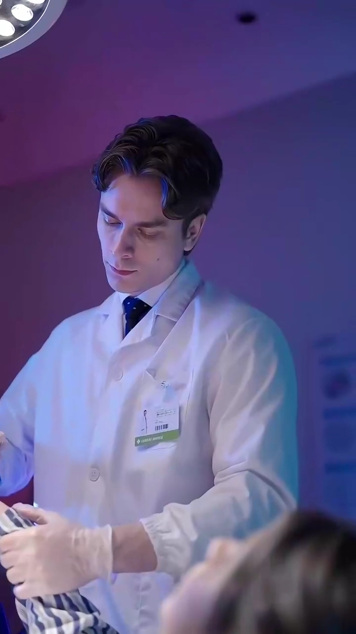 Too Late to Miss MePhoto